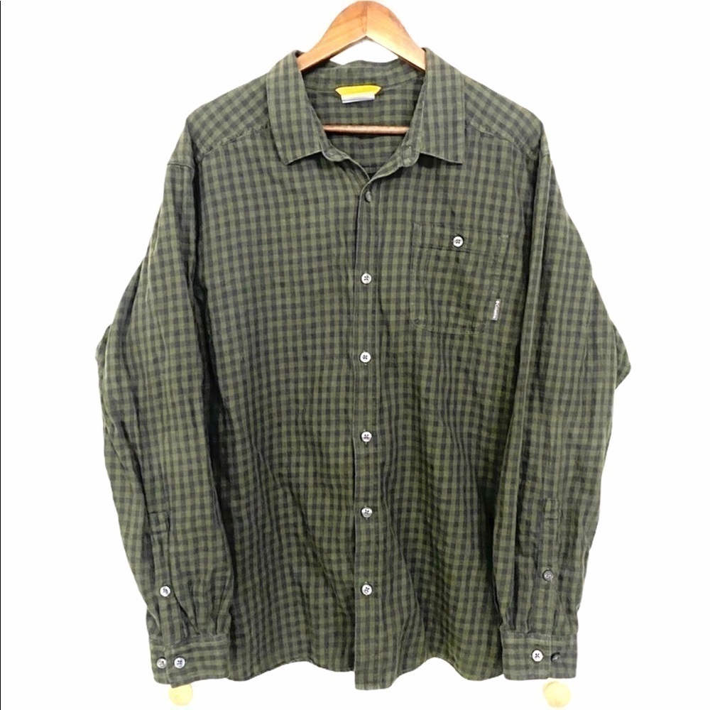 Men's Columbia Button Down Green Plaid Shirt
